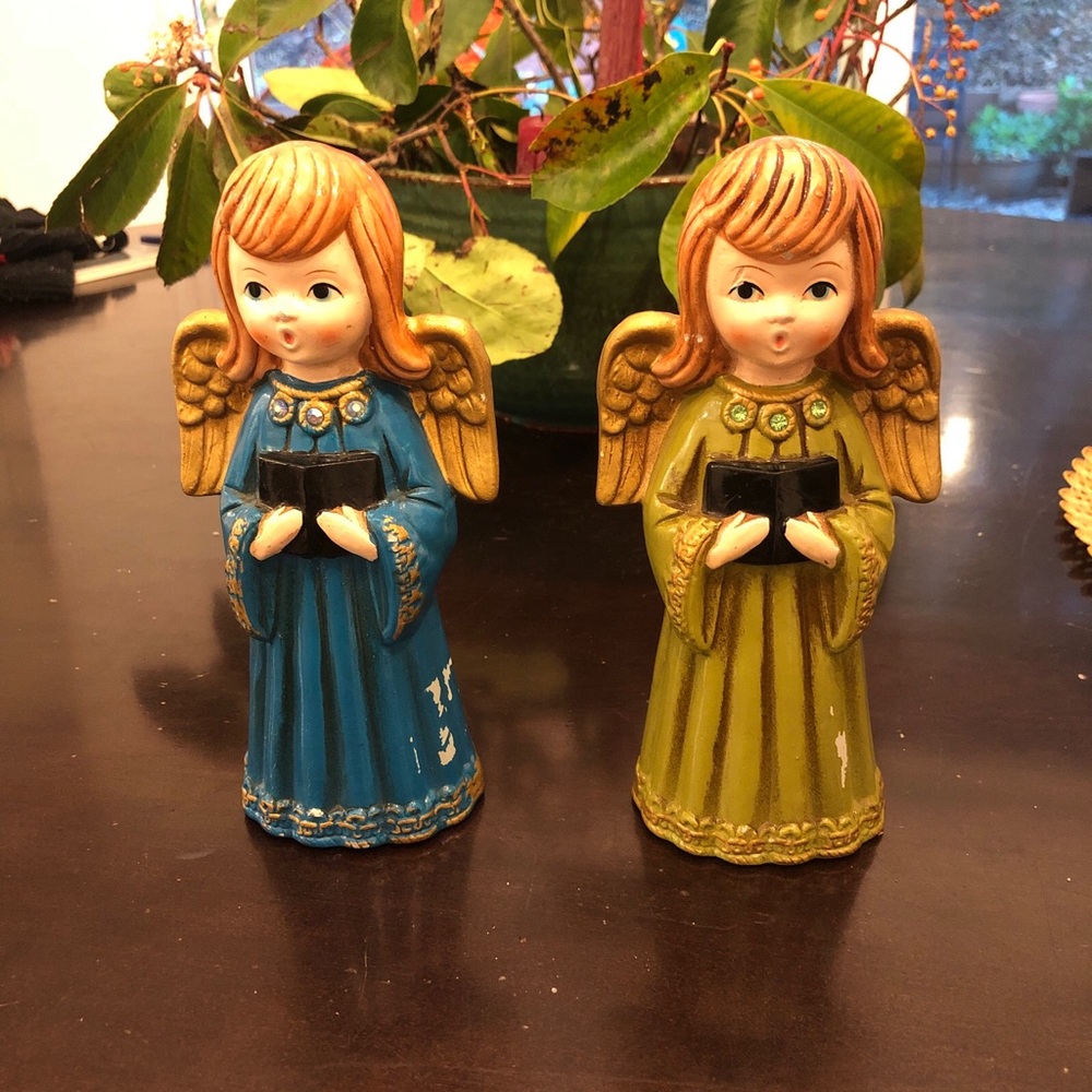 Charming Angel Figurine Set - Blue and Gold